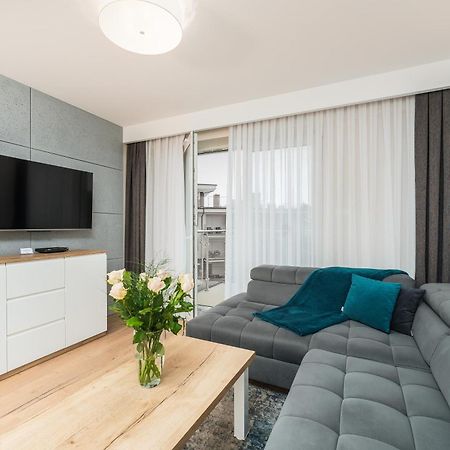 Apartament Szafir W Budynku Basenowym Morska Klifowa Rewal Exteriör bild