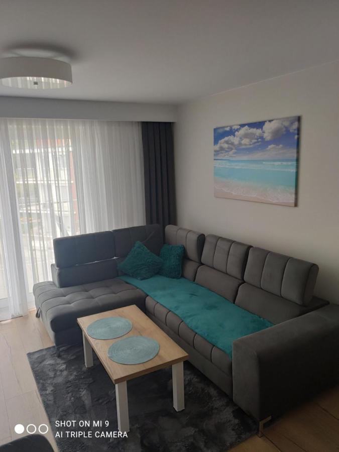 Apartament Szafir W Budynku Basenowym Morska Klifowa Rewal Exteriör bild