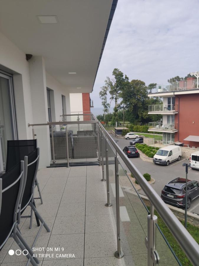 Apartament Szafir W Budynku Basenowym Morska Klifowa Rewal Exteriör bild