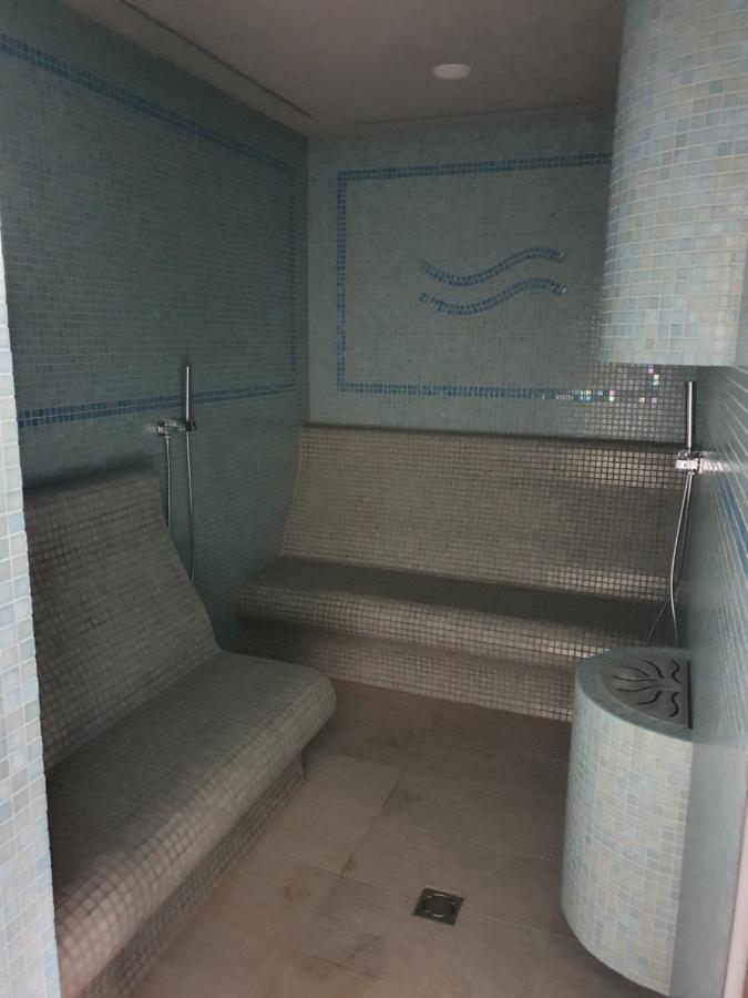 Apartament Szafir W Budynku Basenowym Morska Klifowa Rewal Exteriör bild